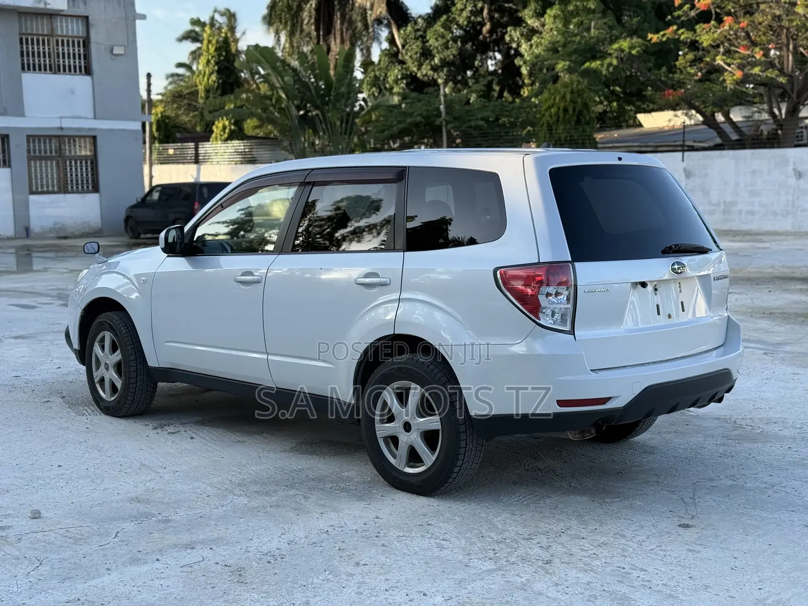 Subaru Forester 2.0D X 2011 White