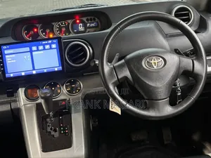 Toyota Corolla Rumion 2010 Black