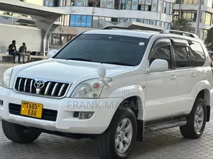 Toyota Land Cruiser Prado 2005 White