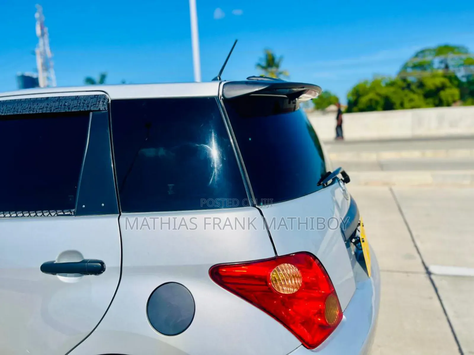 Toyota IST 2004 Silver
