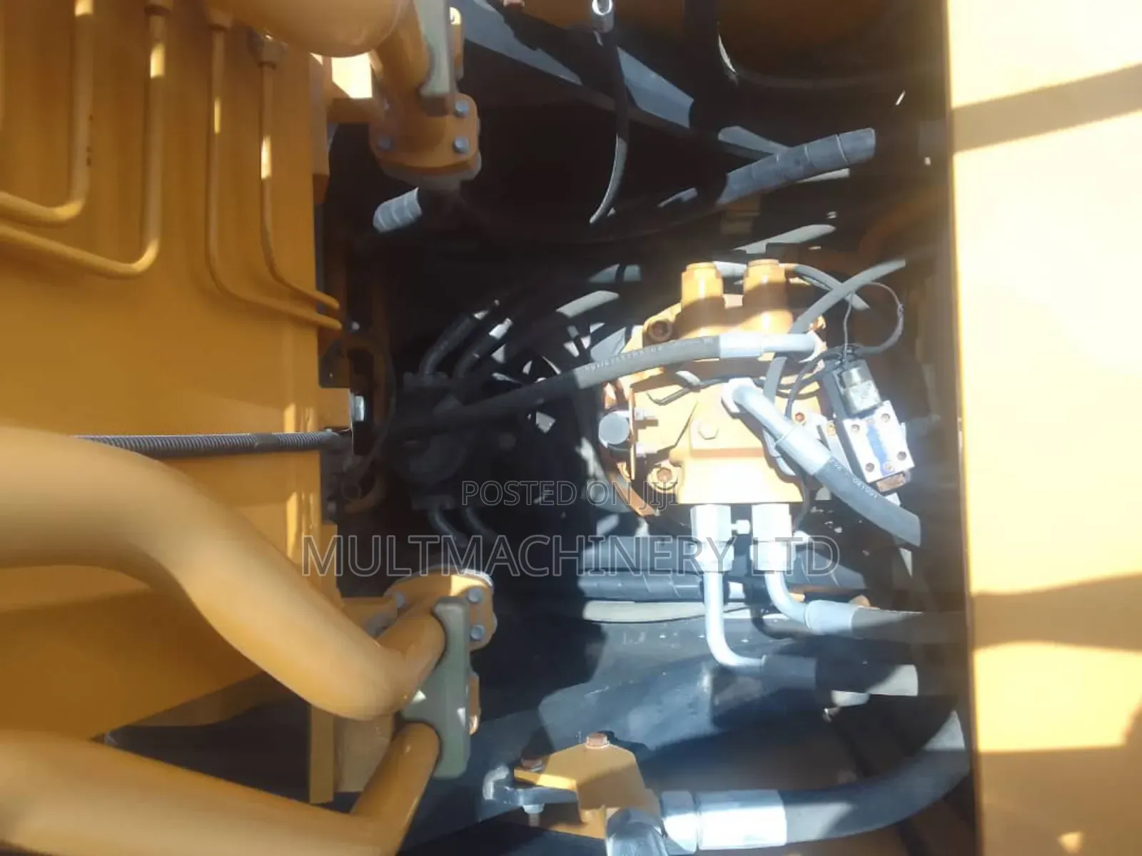 Sany 215 Hydraulic Exavetor Medium Size for Sale