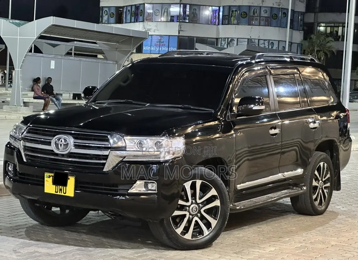 Toyota Land Cruiser 2011 Black