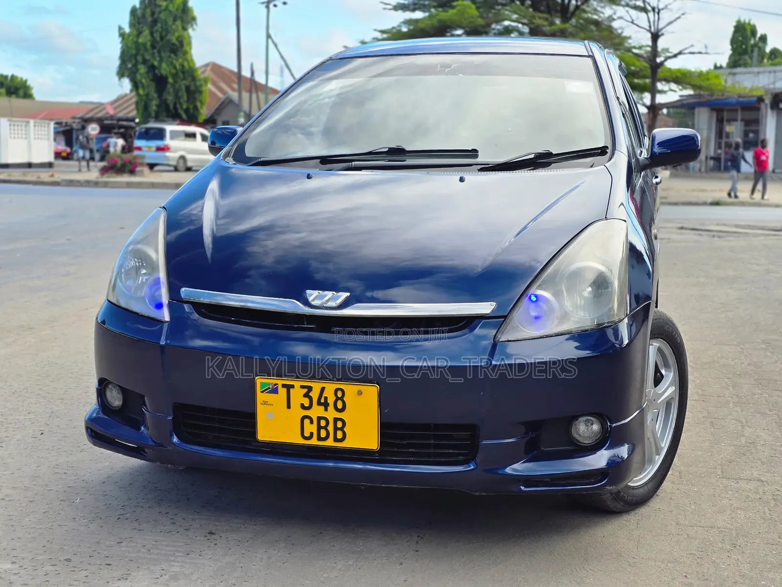 Toyota Wish 2004 Blue