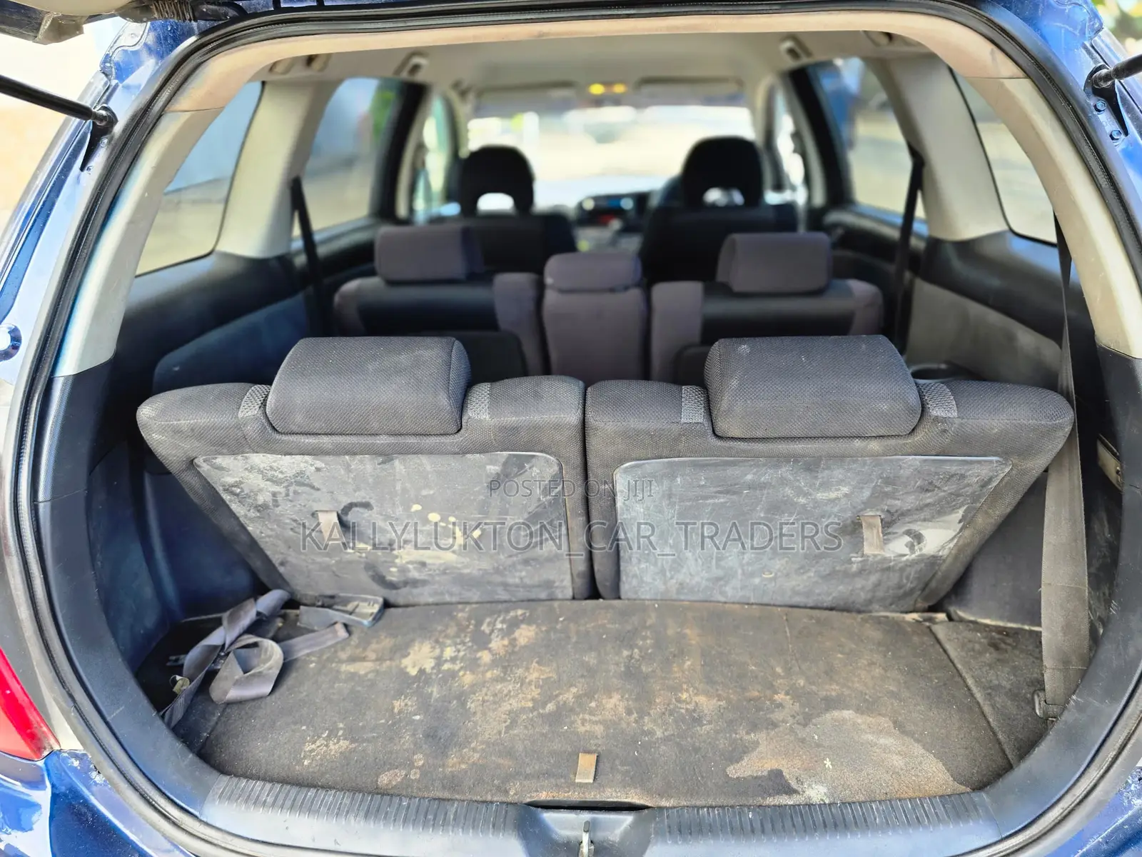Toyota Wish 2004 Blue