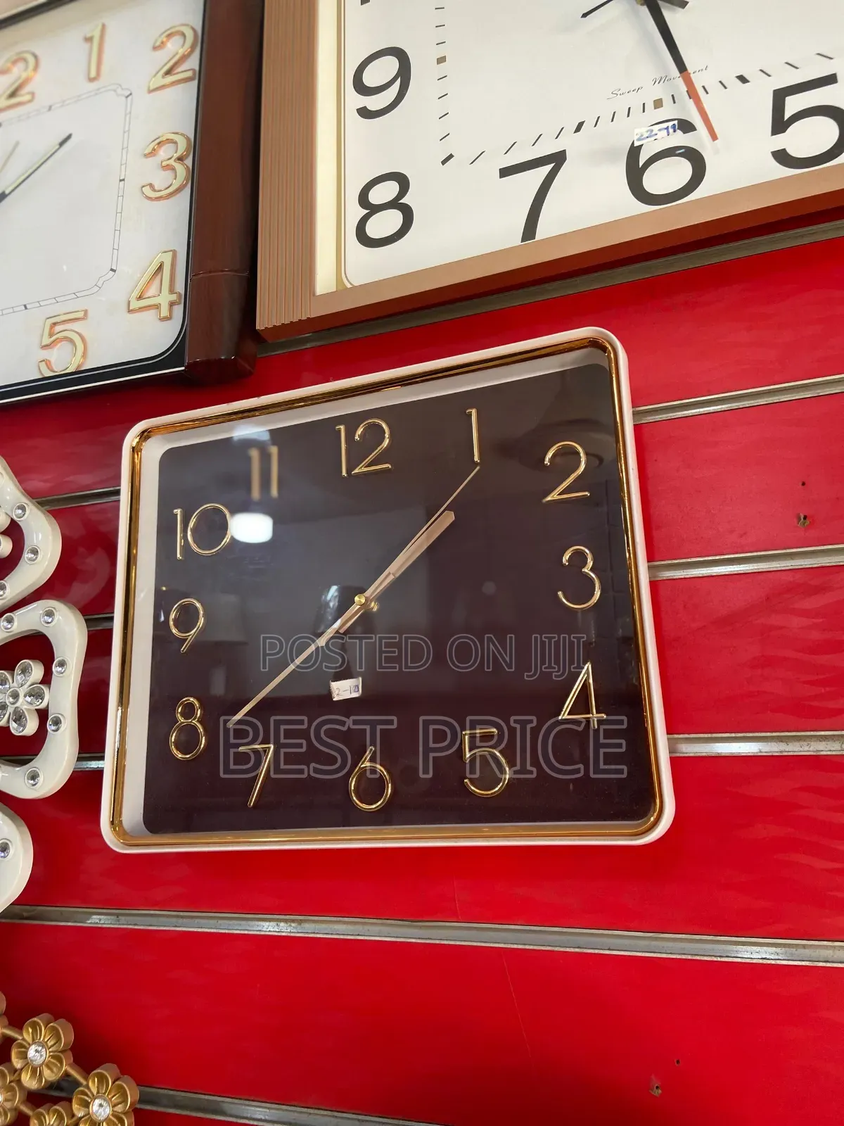 Wall Clock 22-12