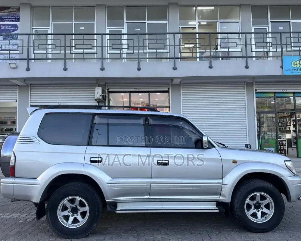 Toyota Land Cruiser Prado 2.7 3dr 2002 Silver