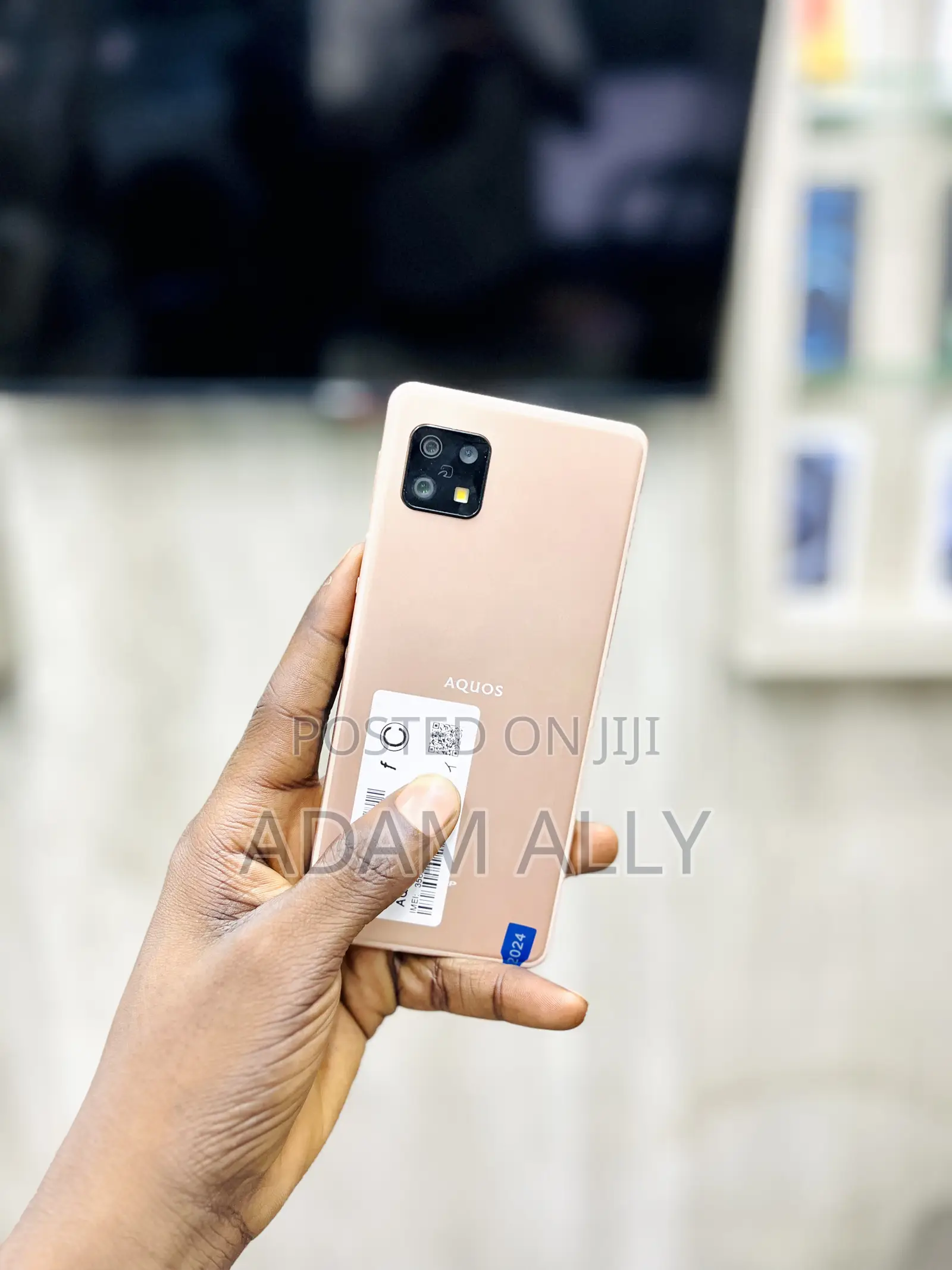 Sharp Aquos Sense6 64 GB Gold