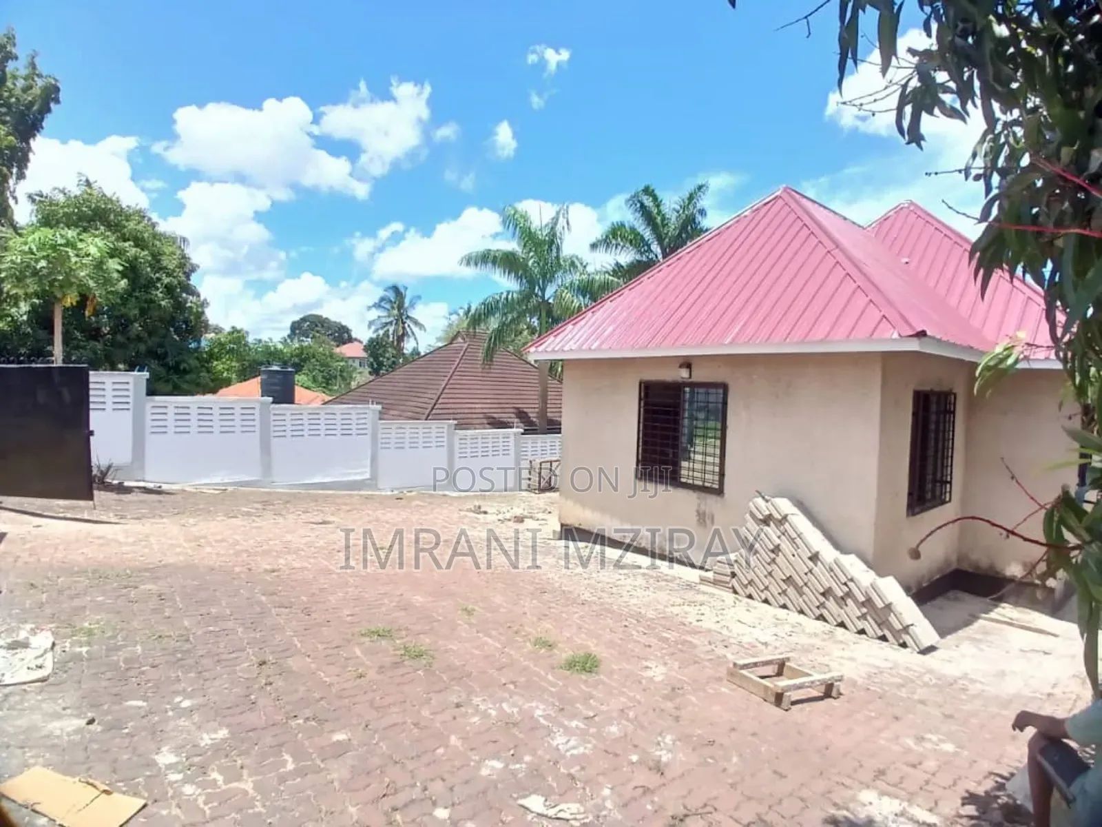 4bdrm Bungalow in Oyster Bay for sale