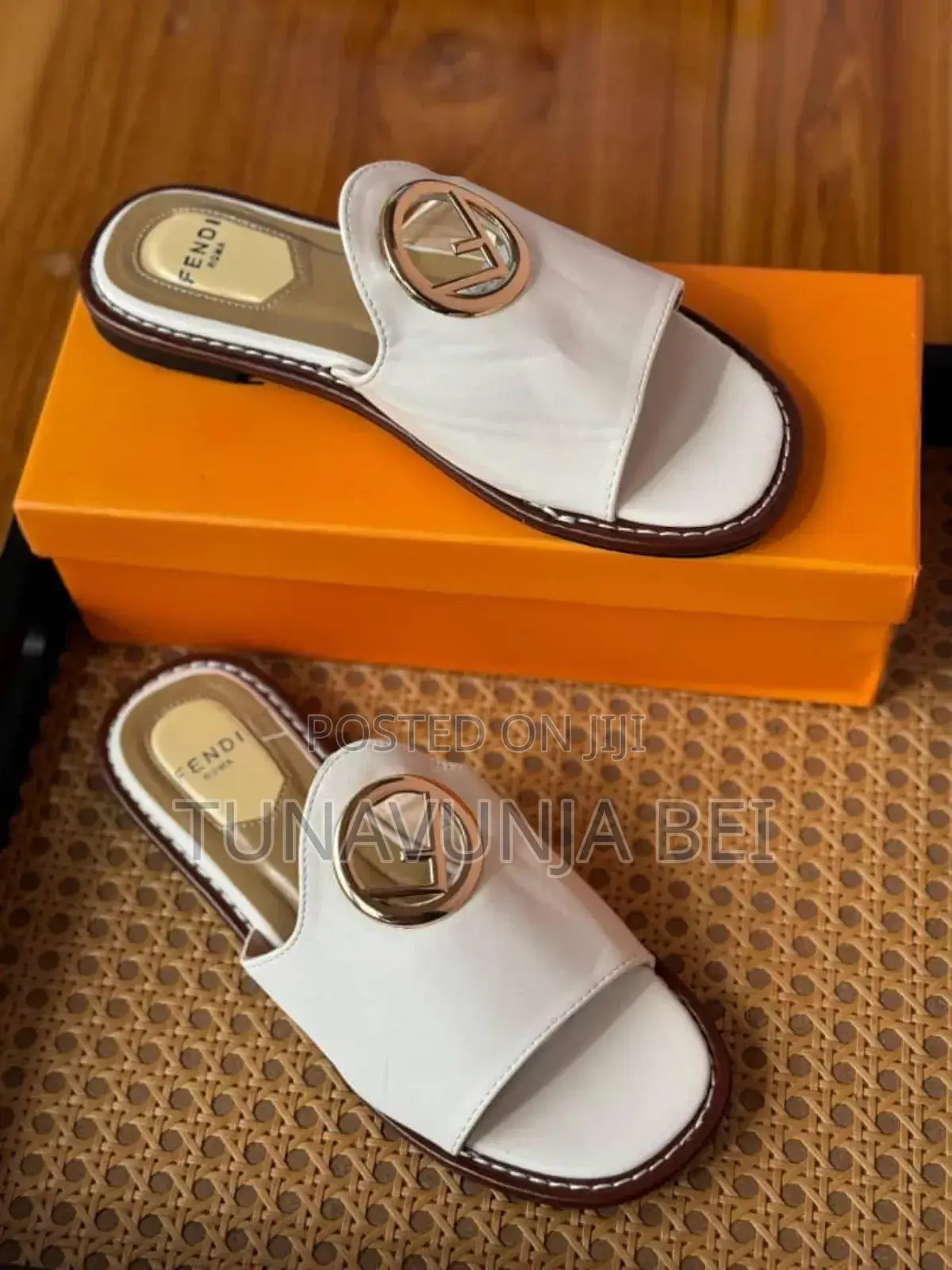 Sandal Fend Og