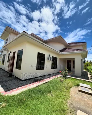 Furnished 5bdrm House in Bahari Beach, Kinondoni for rent