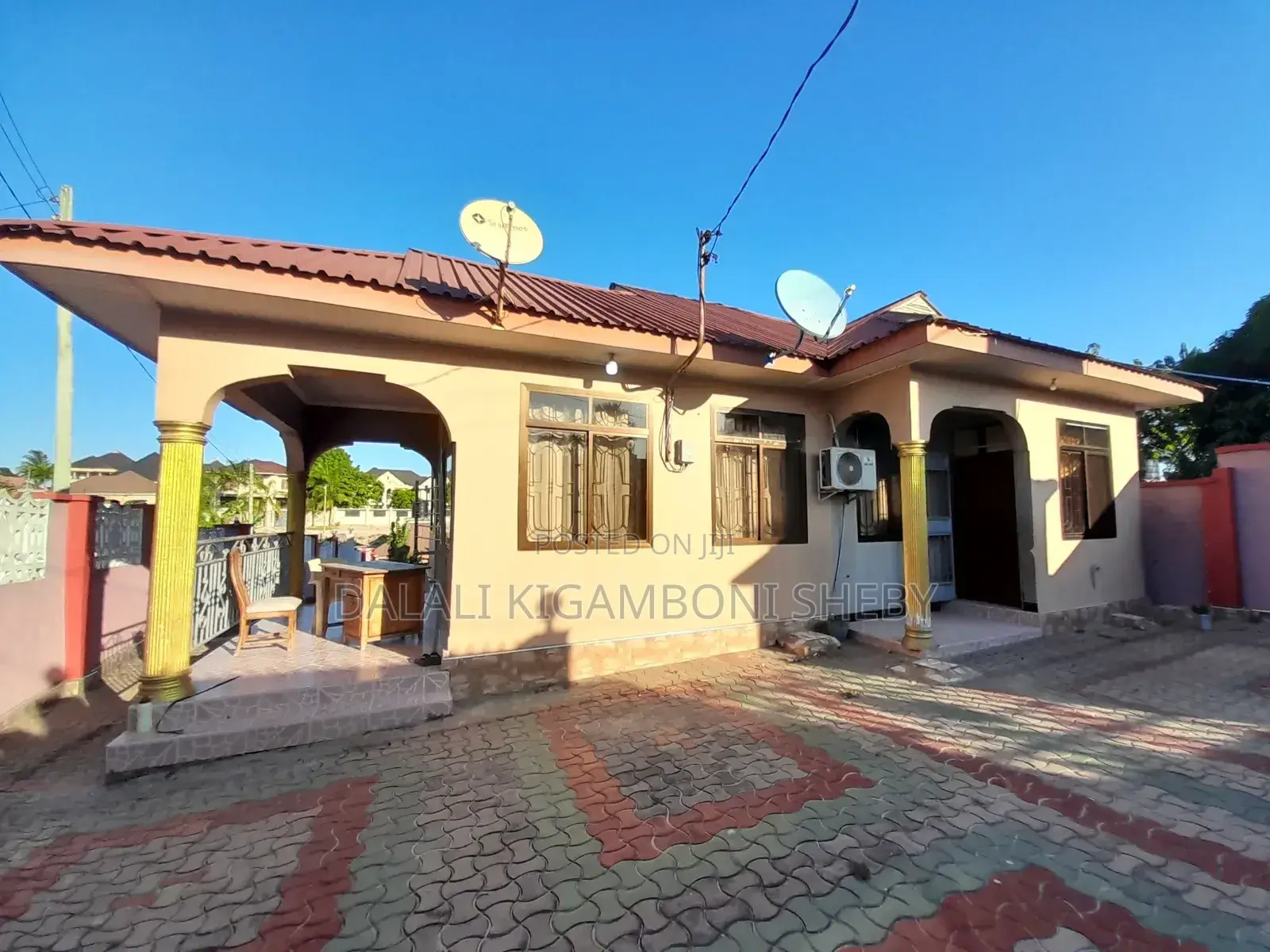 4bdrm House in House For Sale for sale