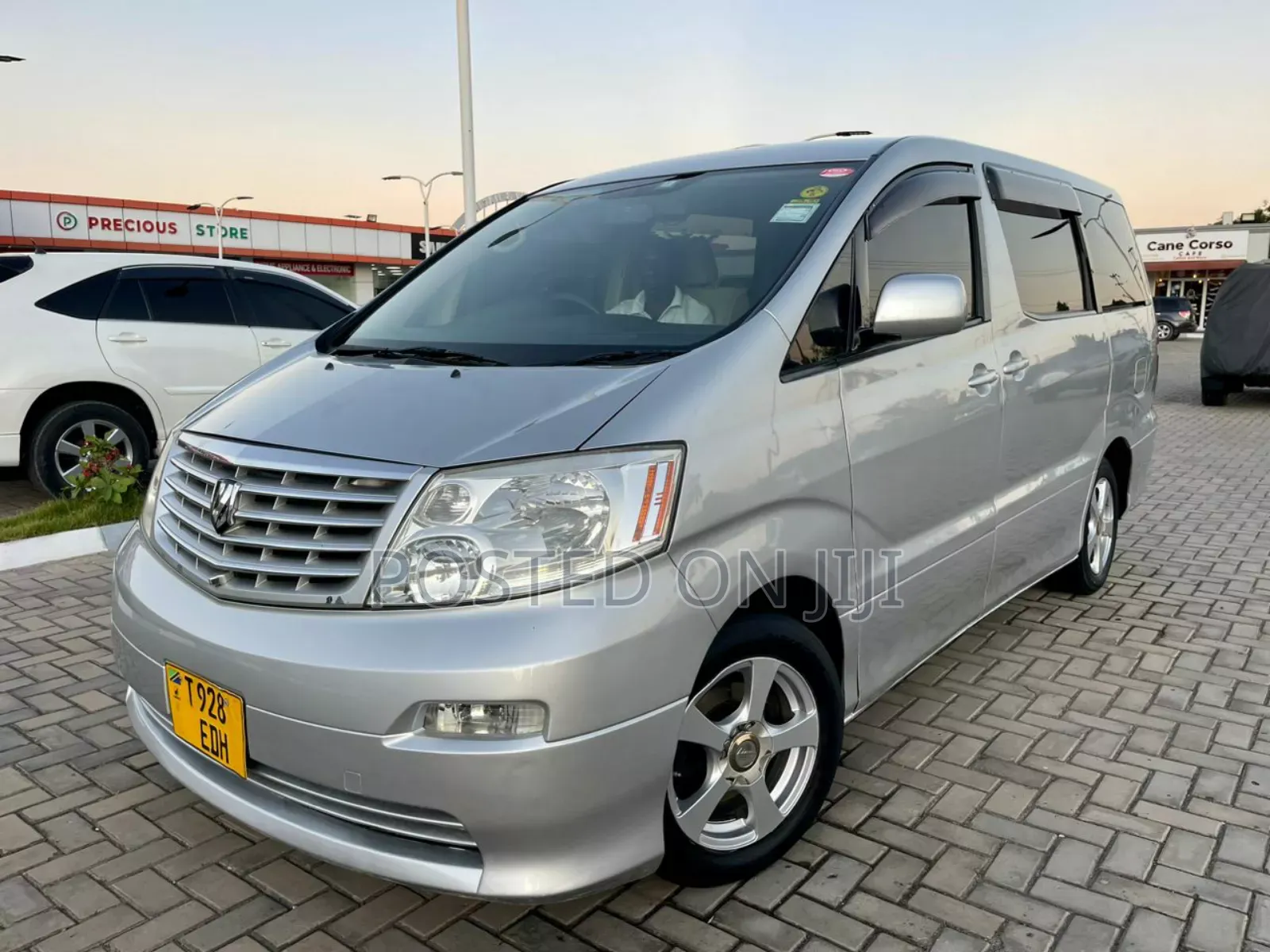 Toyota Alphard 2005 Silver