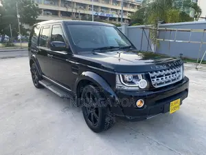 Photo - Land Rover Discovery 2010 Black
