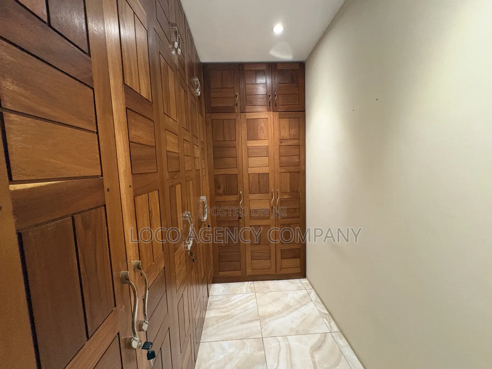 Furnished 3bdrm Villa in Trusted Real Estate for rent
