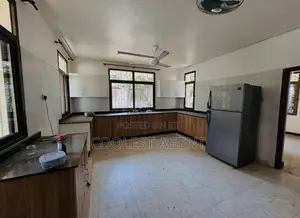 4bdrm Villa in Masaki, Kinondoni for rent