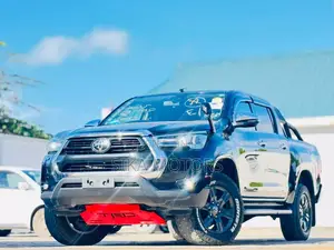 Toyota Hilux 2021 Black
