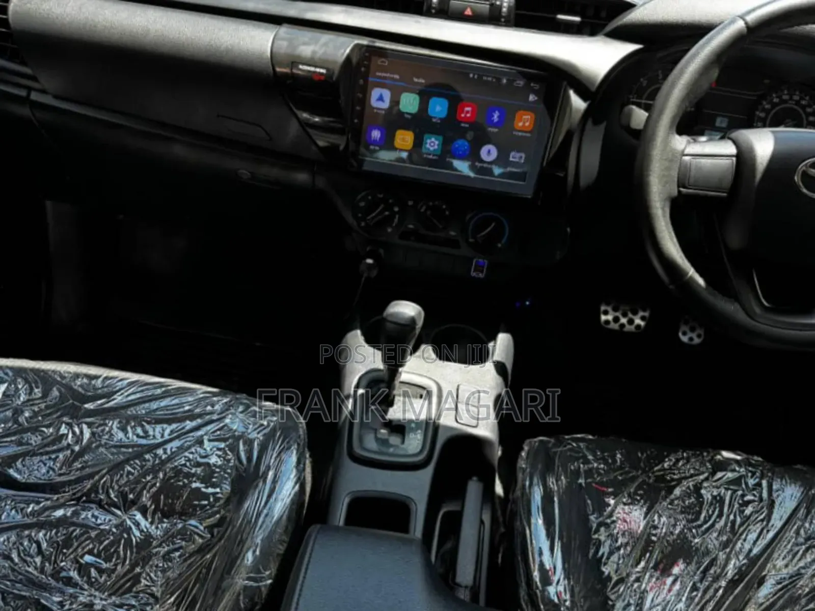 Toyota Hilux 2020 Gray