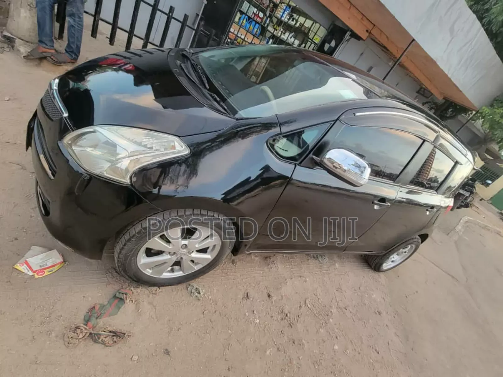 Toyota Ractis 2005 Black