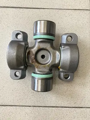 Cross Joint Wholesale for Volvo, Mercedes-Benz, Iveco Trucks