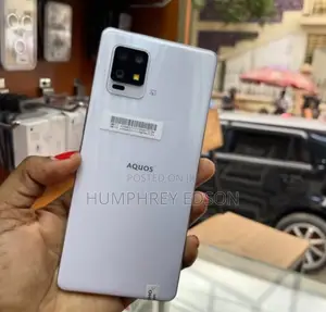 Sharp Aquos zero6 128 GB White