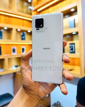 Sharp Aquos zero6 128 GB White