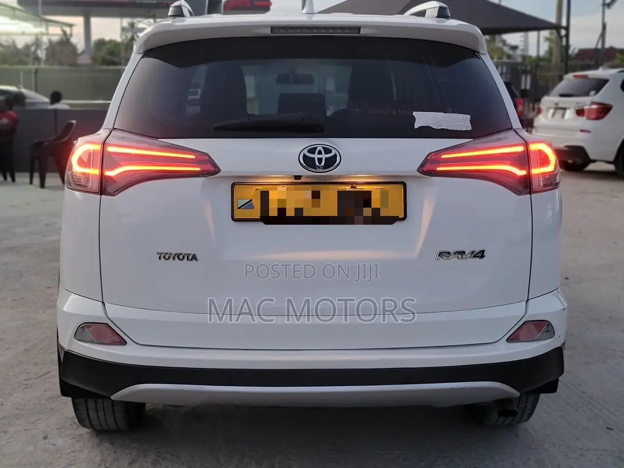 Toyota RAV4 2015 White