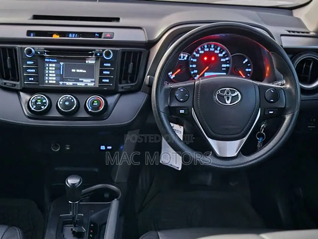Toyota RAV4 2015 White