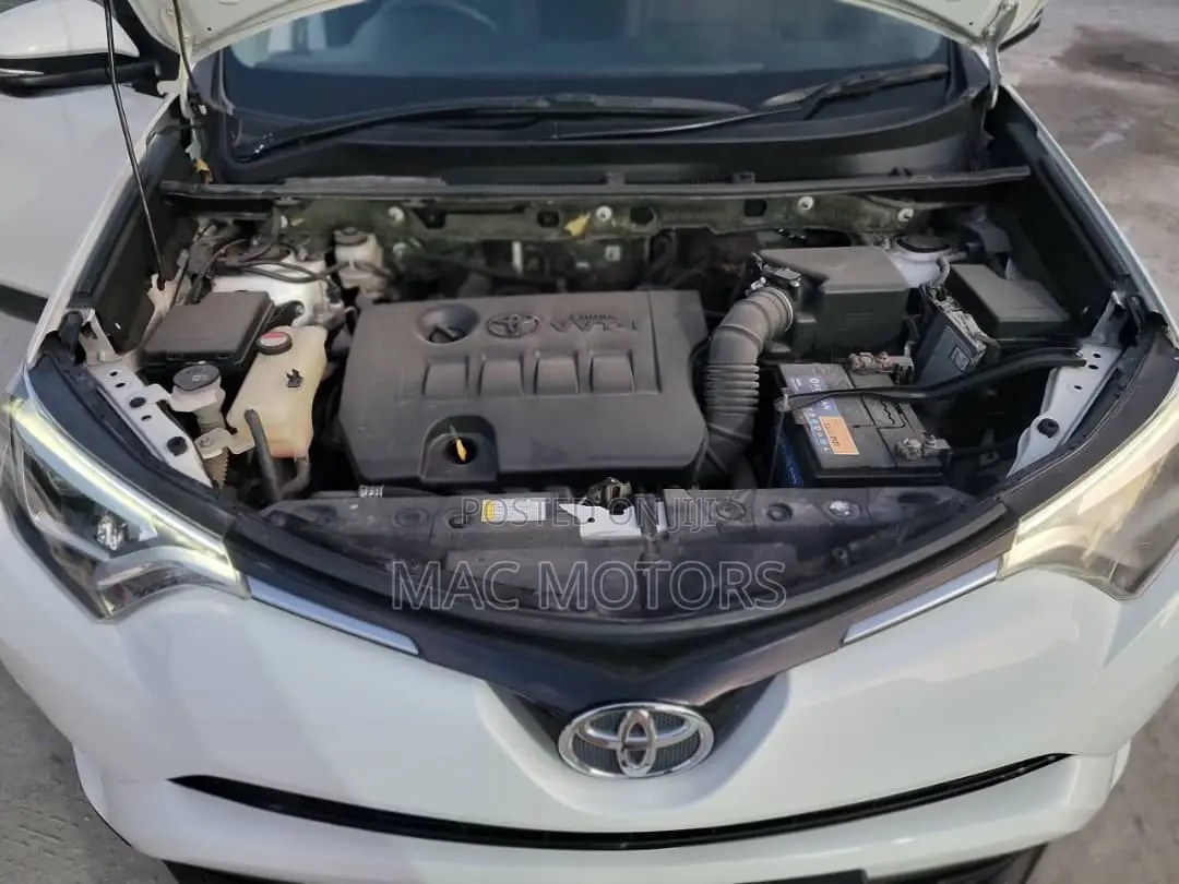 Toyota RAV4 2015 White