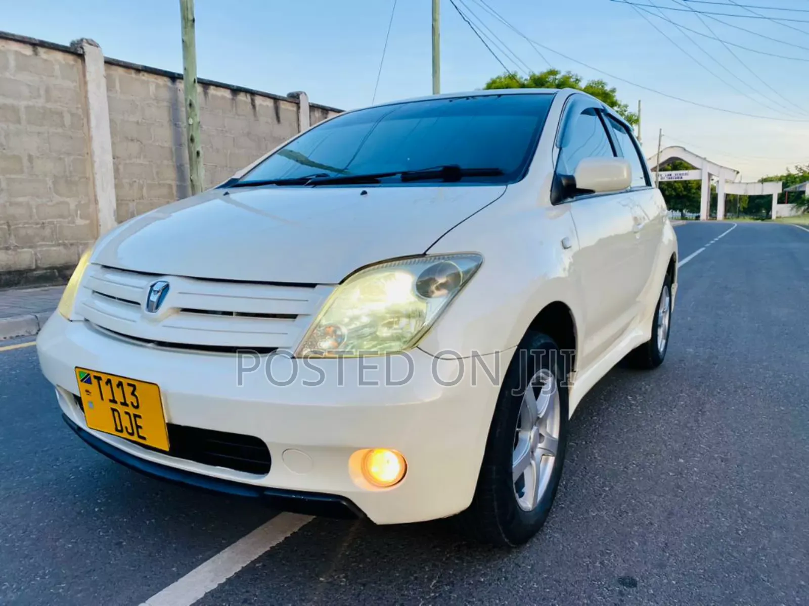 Toyota IST 2004 White