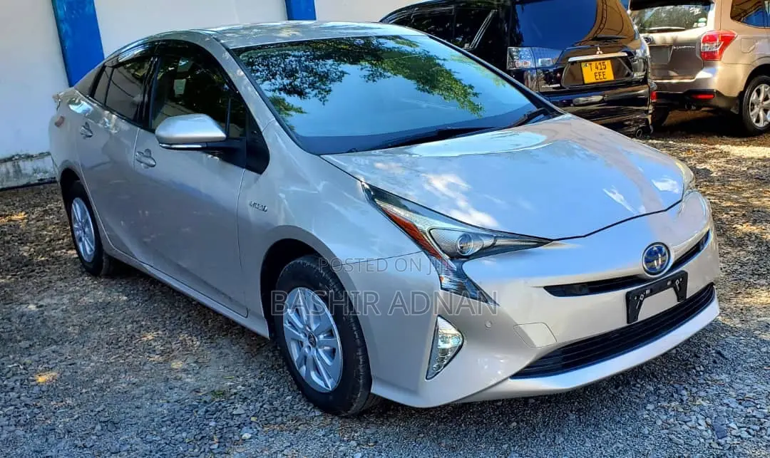 Toyota Prius 2017 Silver
