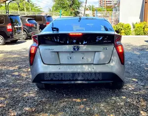 Toyota Prius 2017 Silver