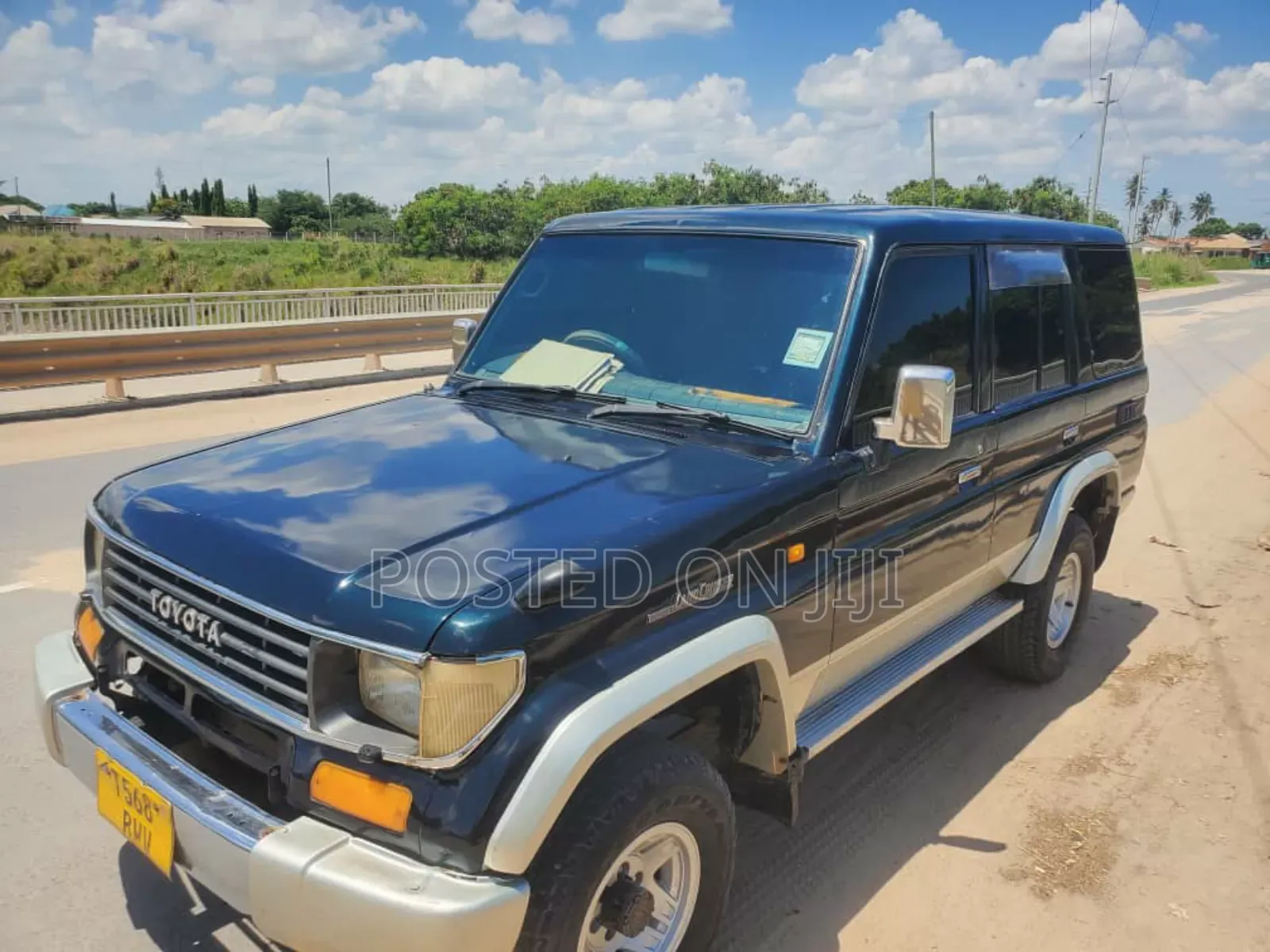 Toyota Land Cruiser 90 1999 Blue