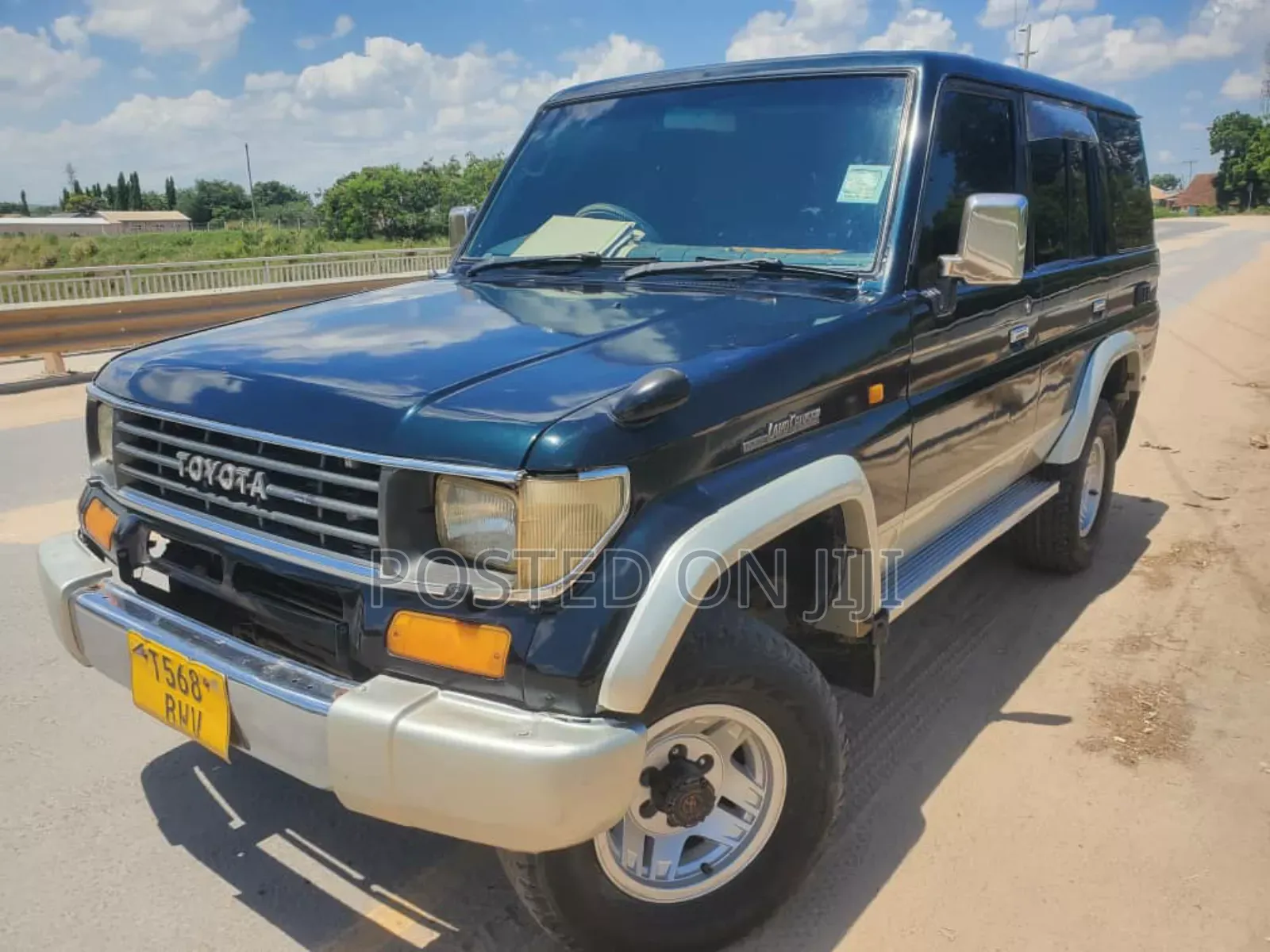 Toyota Land Cruiser 90 1999 Blue