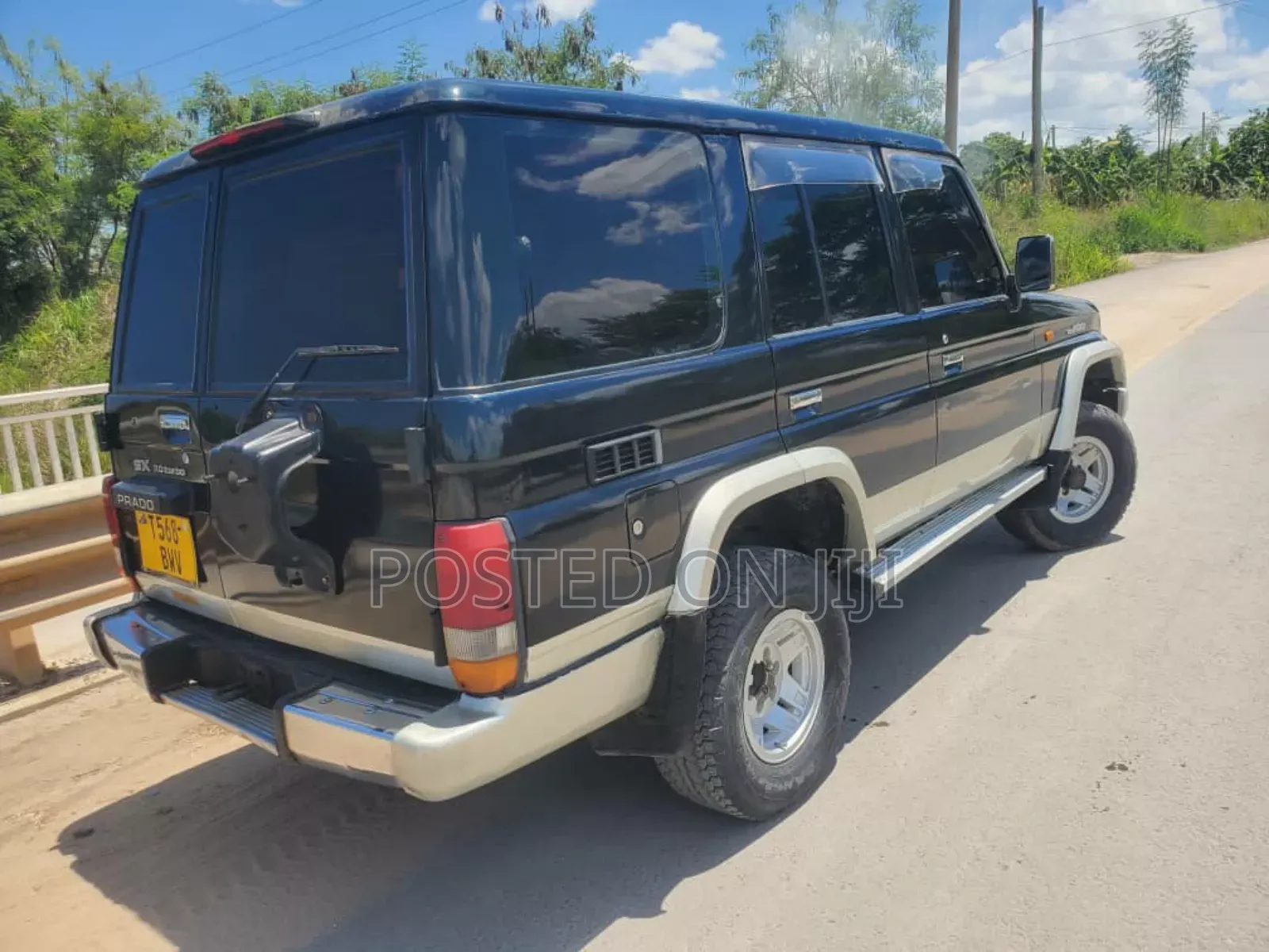 Toyota Land Cruiser 90 1999 Blue