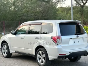 Subaru Forester 2009 White