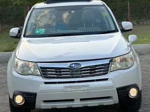 Subaru Forester 2009 White