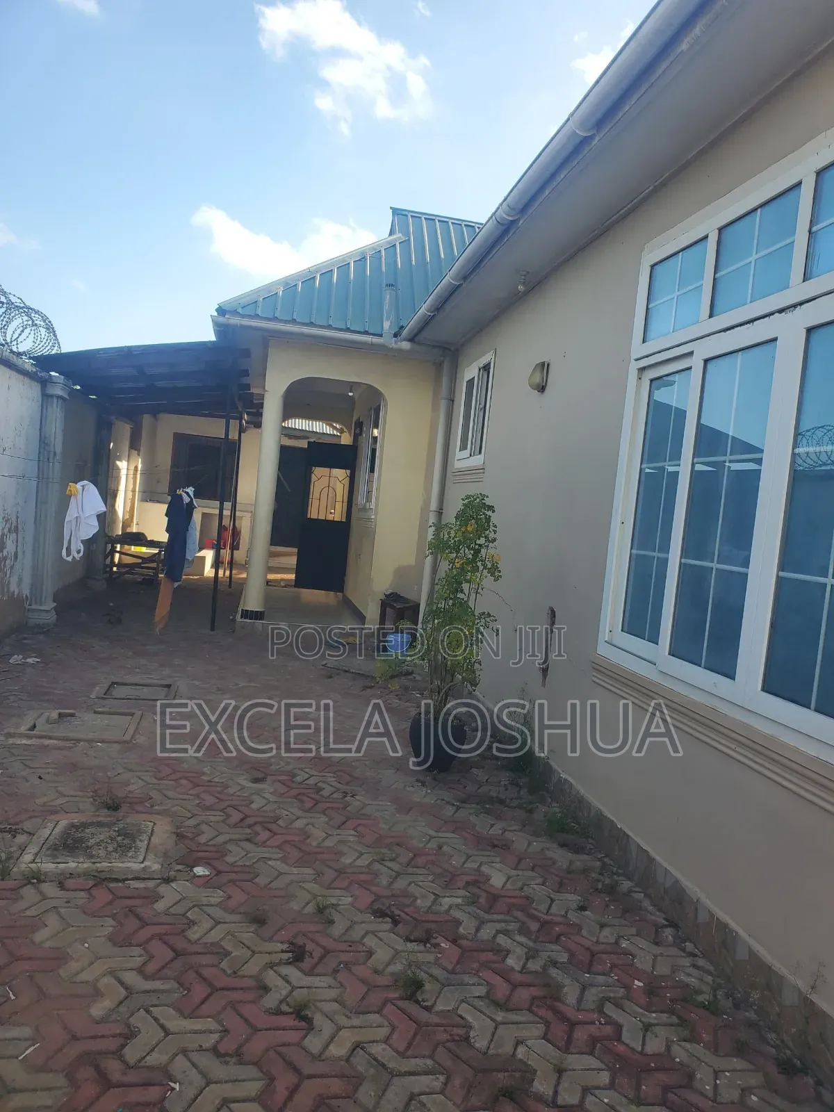 5bdrm House in Goba Tegeta A for sale