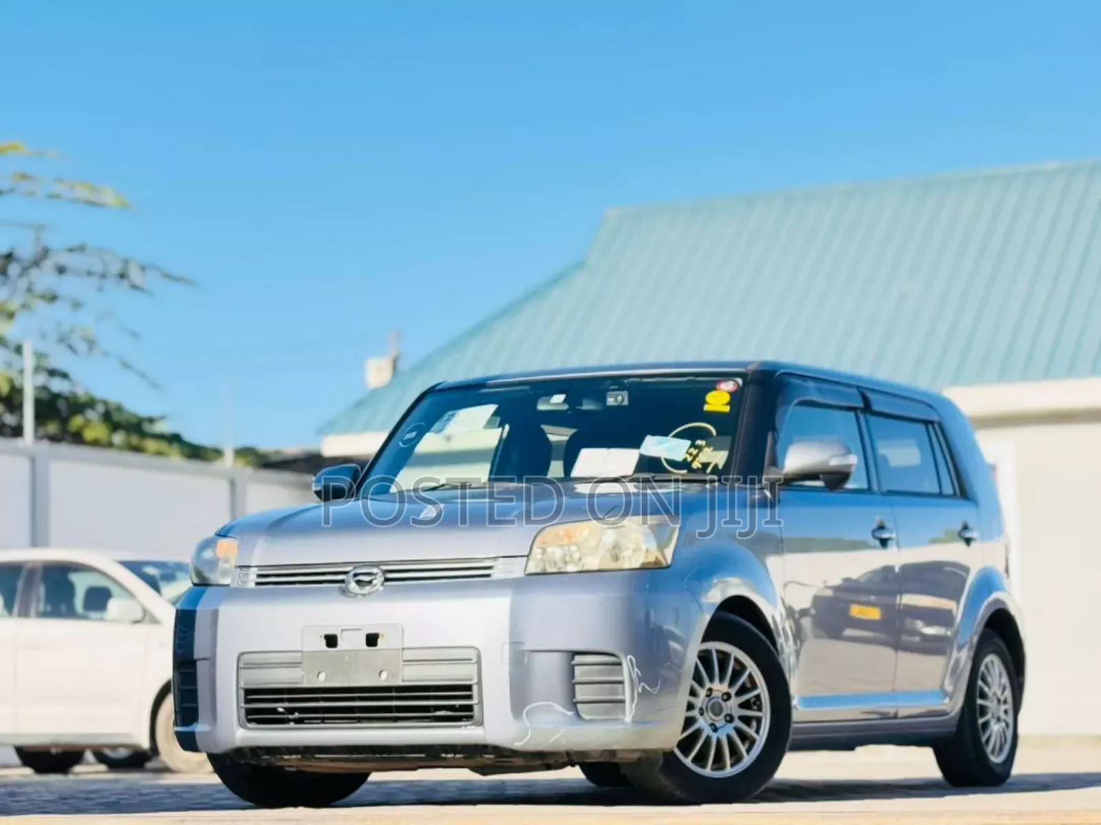 Toyota Rumion 2024 Silver