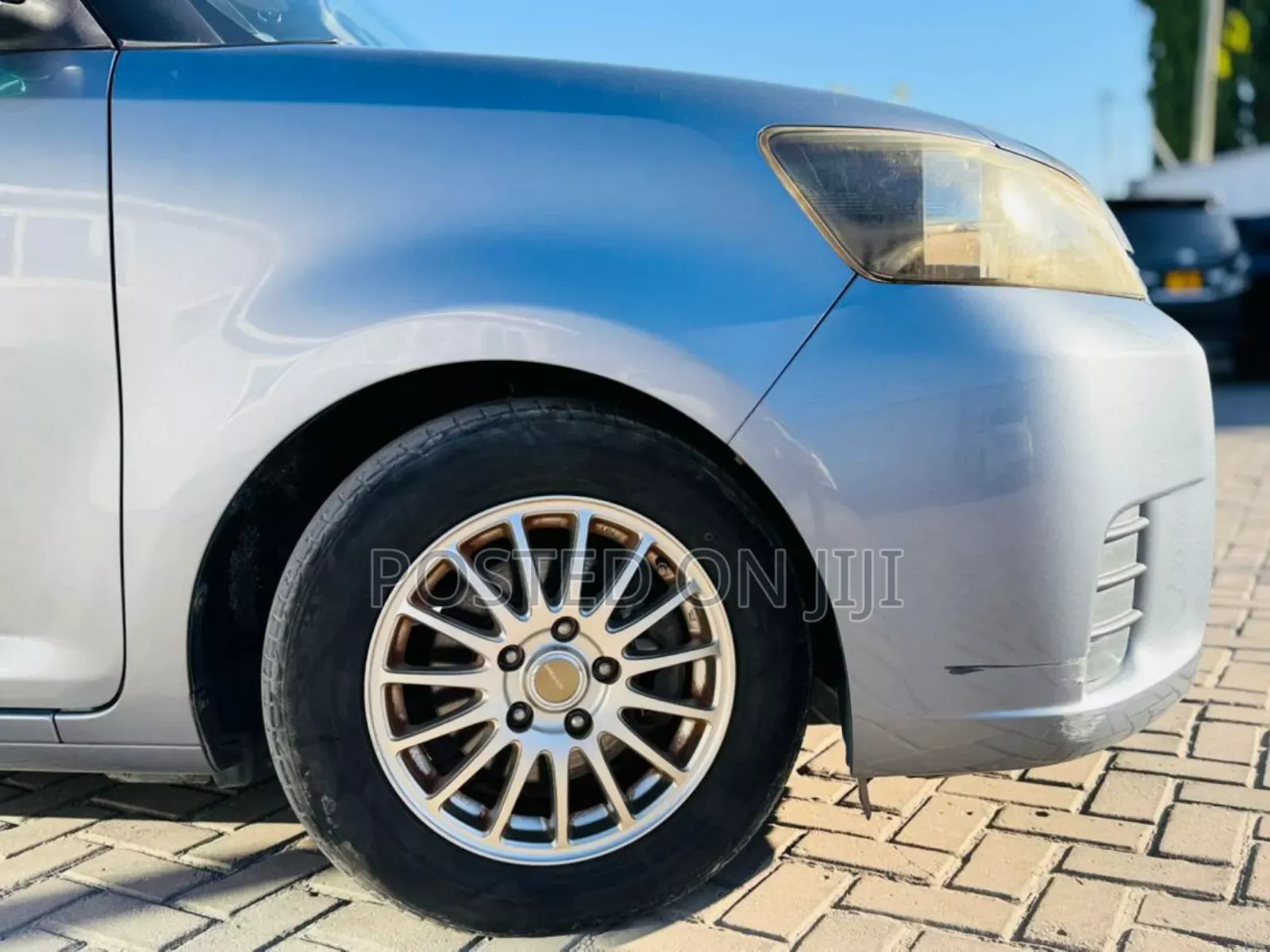 Toyota Rumion 2024 Silver