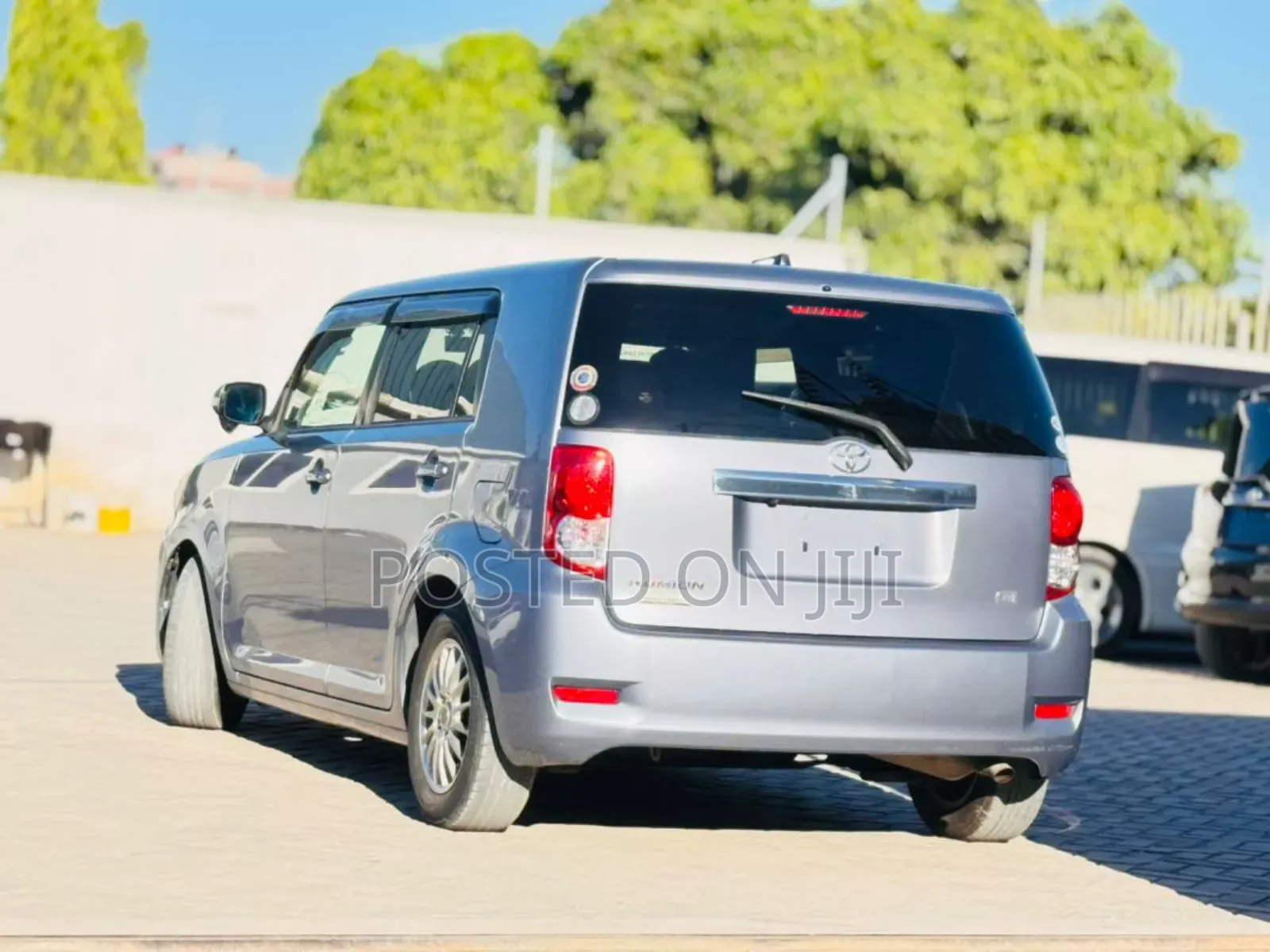 Toyota Rumion 2024 Silver