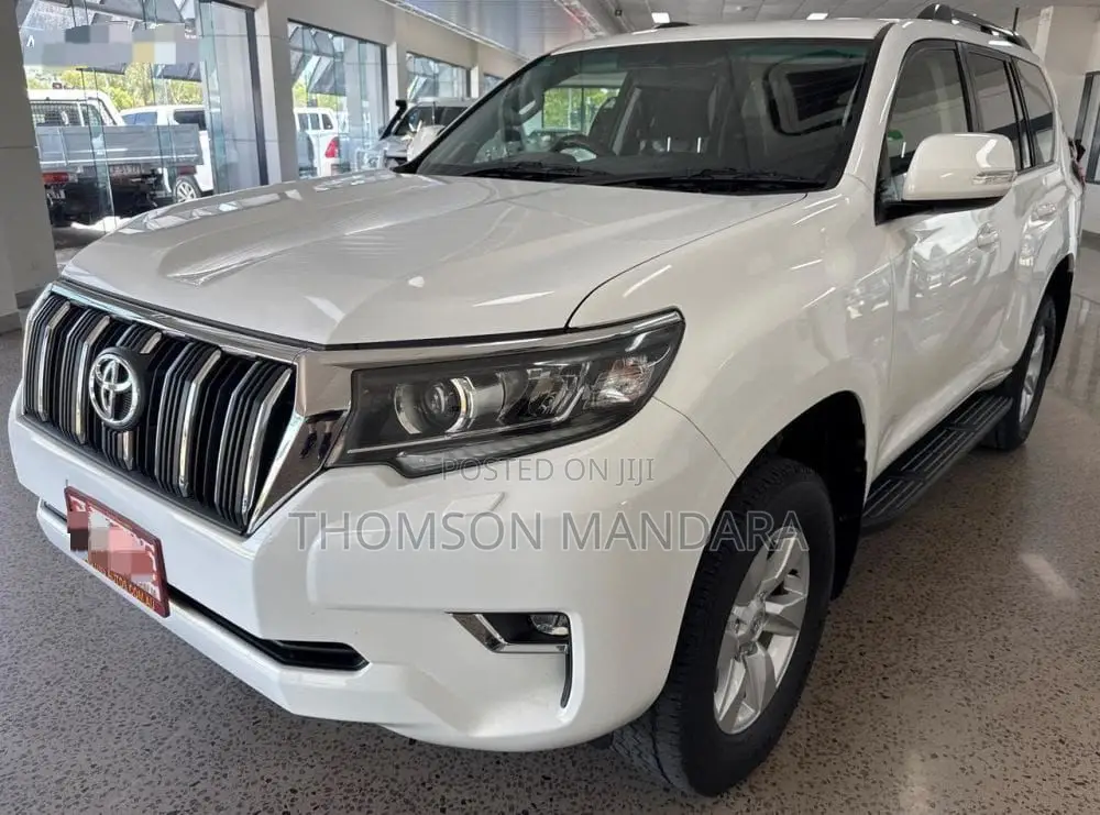 Toyota Land Cruiser Prado 2019 White