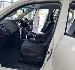 Toyota Land Cruiser Prado 2019 White