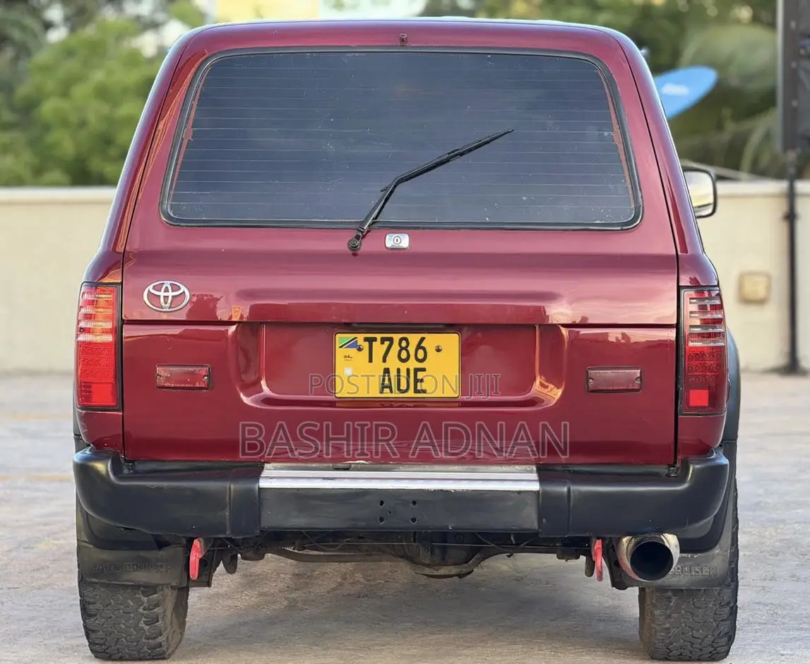 Toyota Land Cruiser 1995 Red