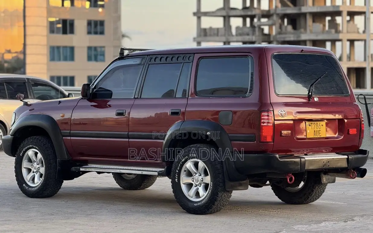 Toyota Land Cruiser 1995 Red