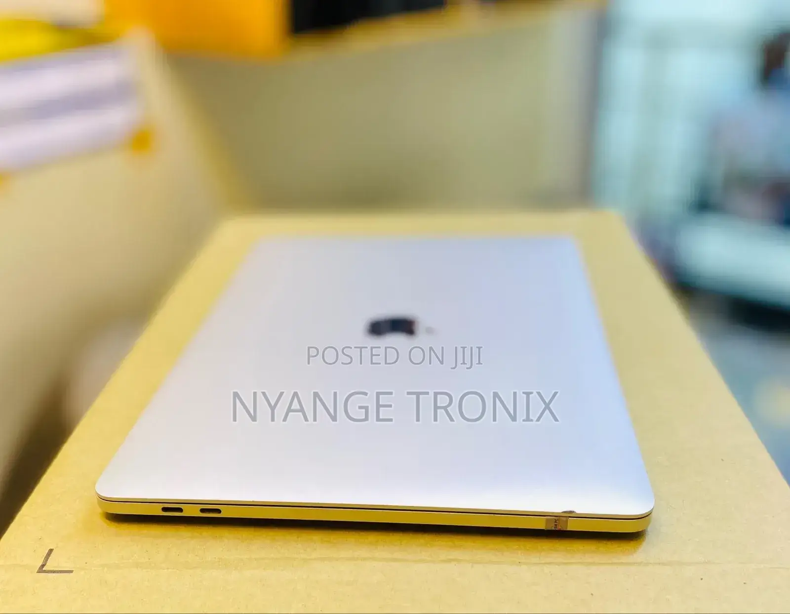 Laptop Apple MacBook Pro 2017 16GB Intel Core I7 SSD 512GB