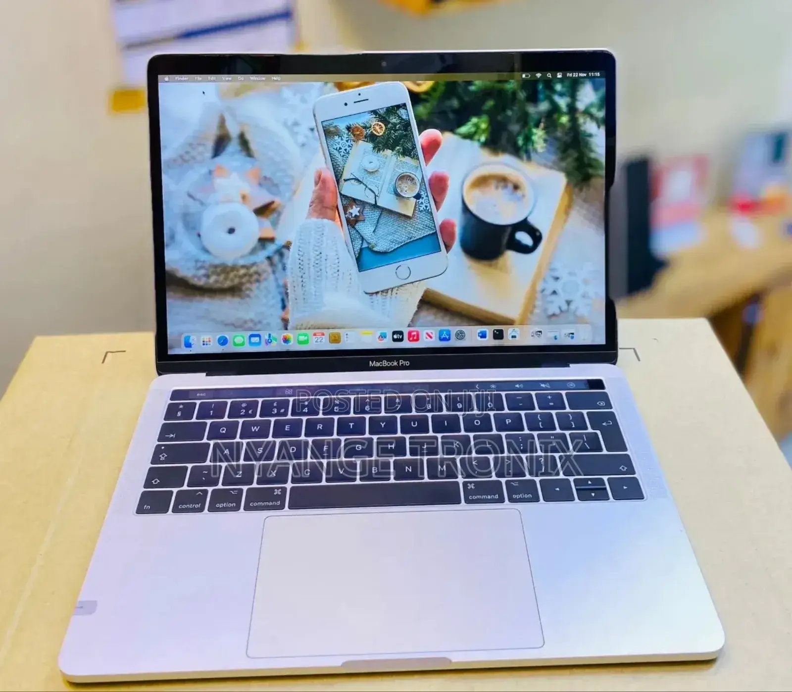 Laptop Apple MacBook Pro 2017 16GB Intel Core I7 SSD 512GB
