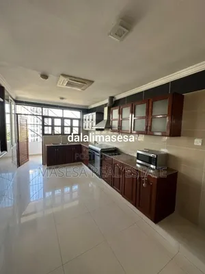 Furnished 4bdrm Apartment in Upanga East for rent