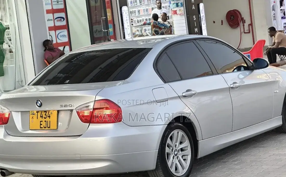 BMW 3 Series 2005 Silver