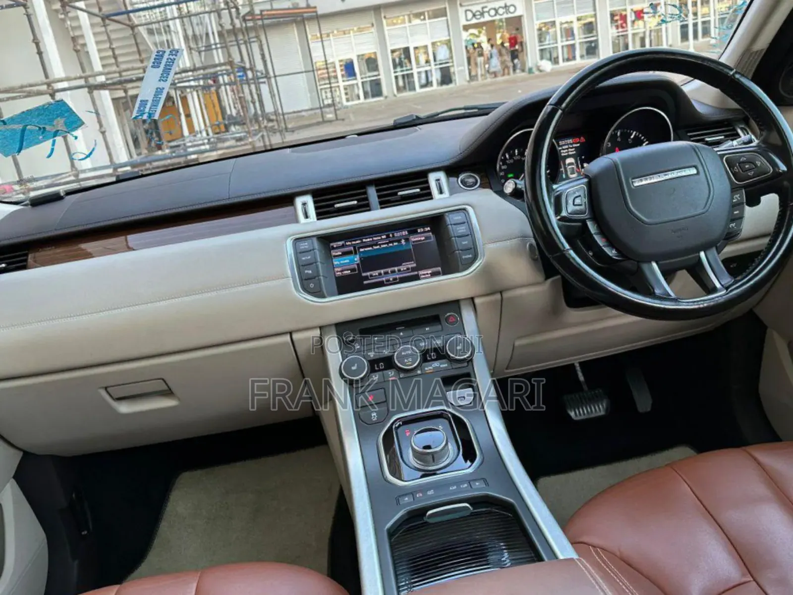 Land Rover Range Rover Evoque Pure AWD 5-Door 2013 Black