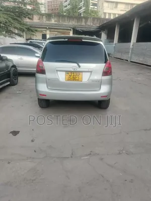 Toyota Corolla Spacio 2003 Gold